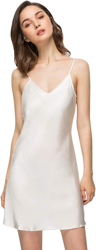 V Neck-white