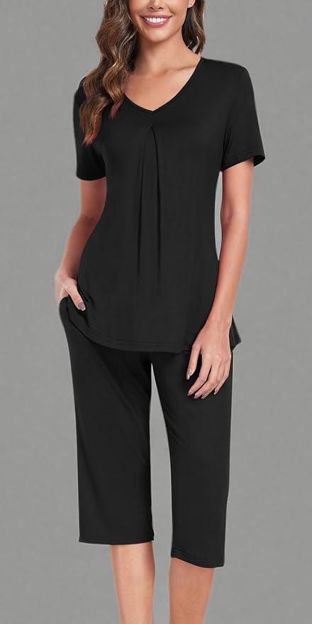 Pleated Black