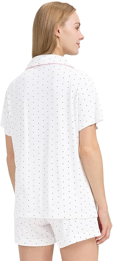 A-white/Black Dots