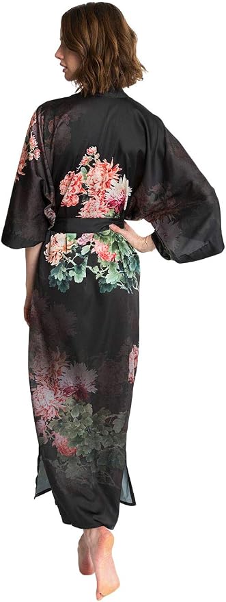 Coral Chrysanthemum - Black
