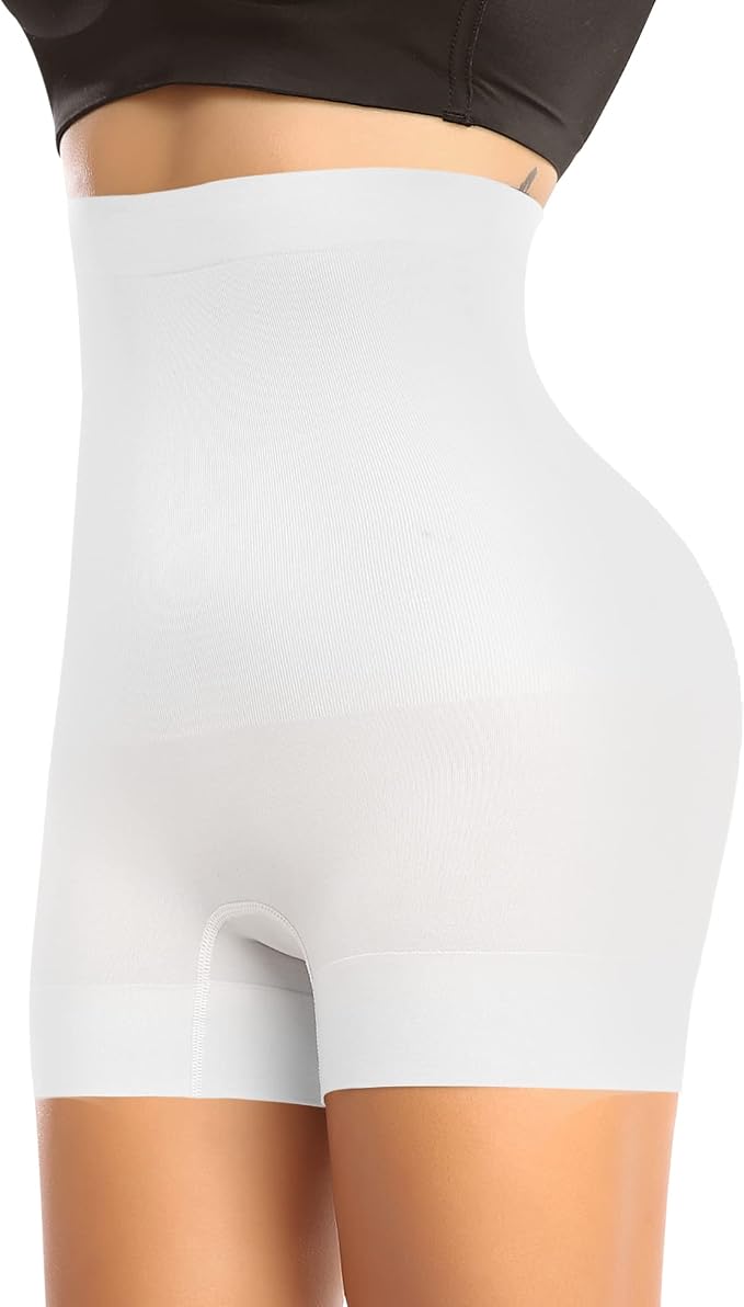 #03 White