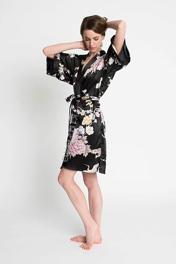 Chrysanthemum & Crane - Black