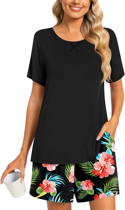 Black Top+black Floral Pants