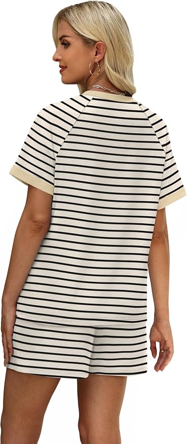 03-beige&blackstriped