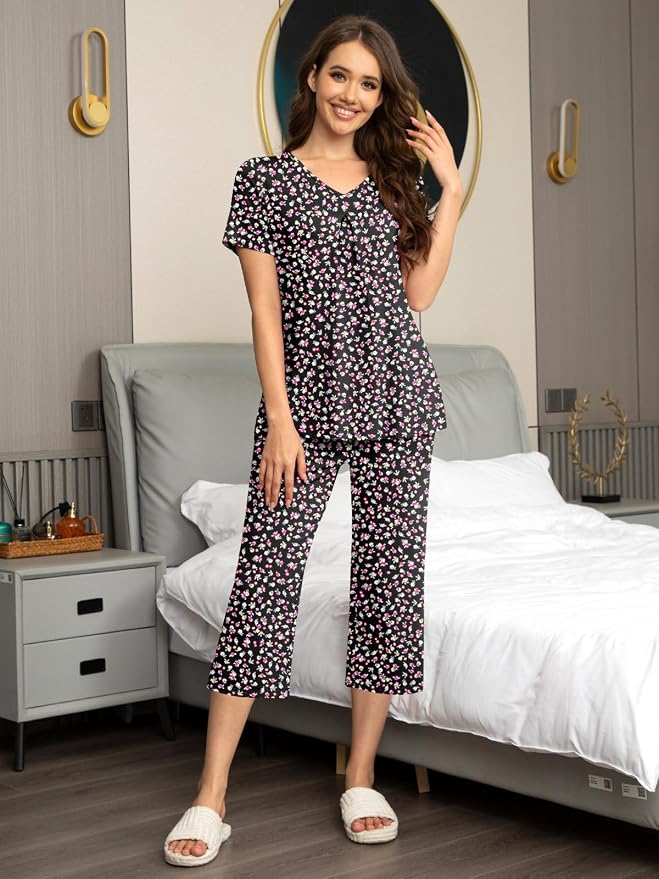 08-pleated Floral Black
