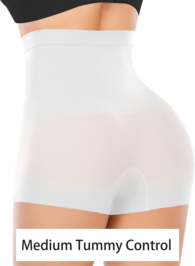 #03 White
