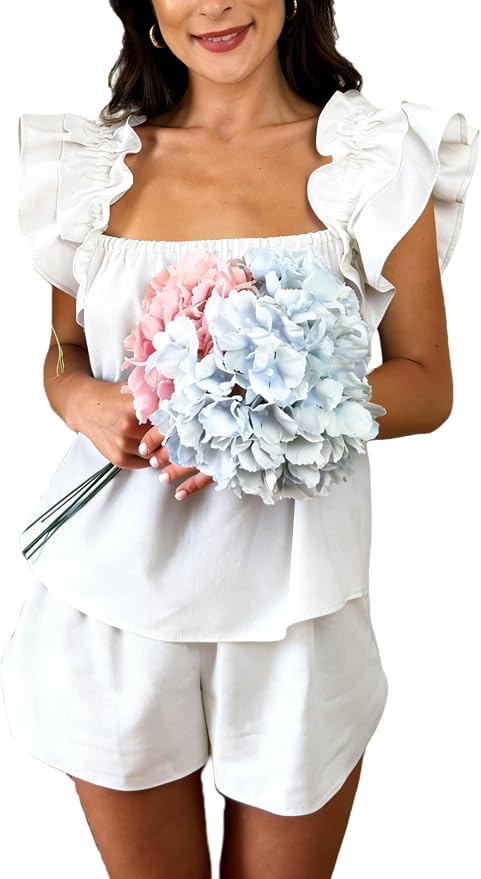 Pleat White