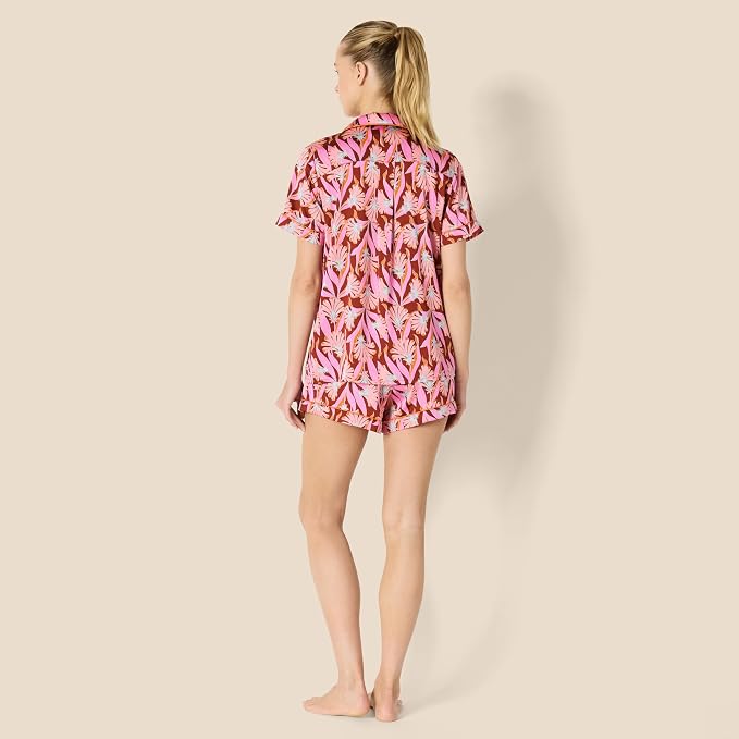 Brick Red Fan Floral