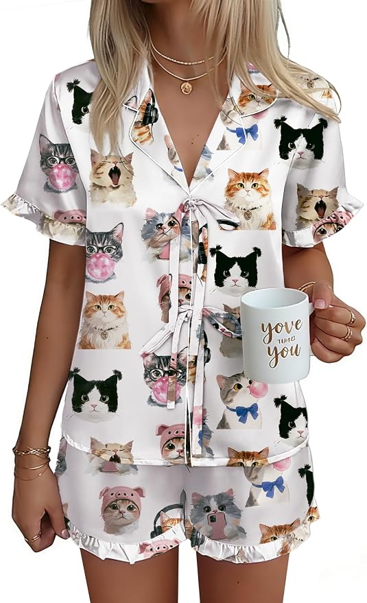 Cute Cat_white