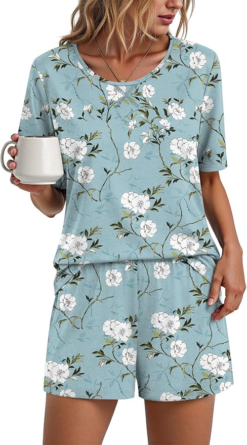 Crew Neck-begonia Flower