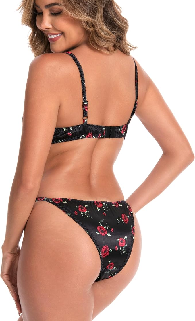 Black - Red Roses
