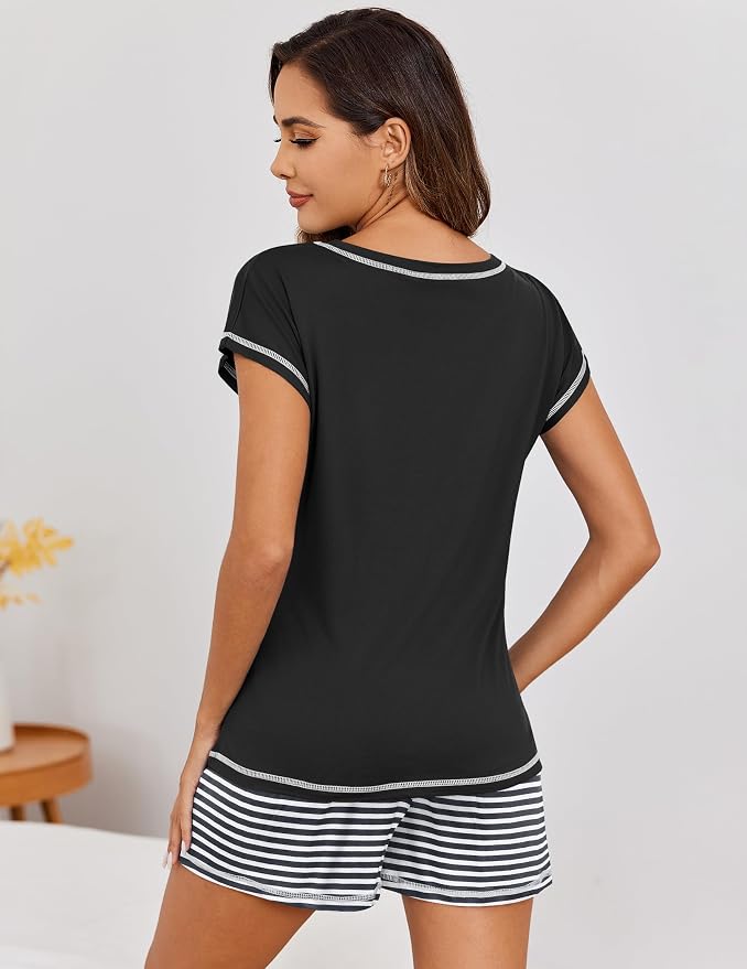 Stripes Black White