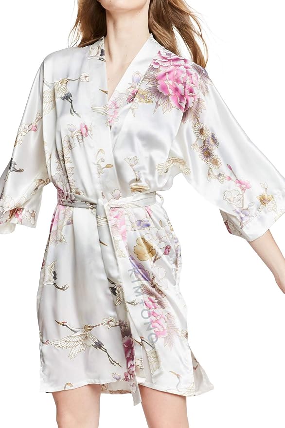 Chrysanthemum & Crane - White