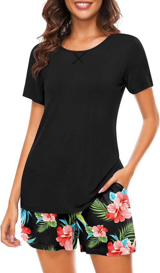 Black Top+black Floral Pants