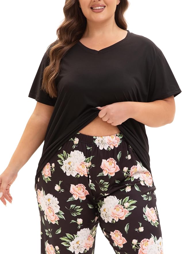 Floral Black 1