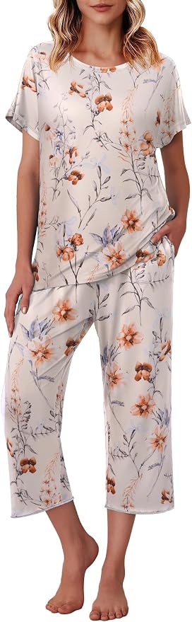 Beige Flowers