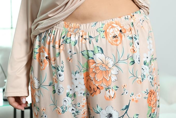 Beige/Orange Flowers