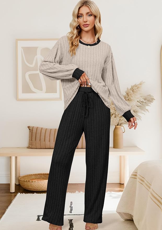 Apricot/Black