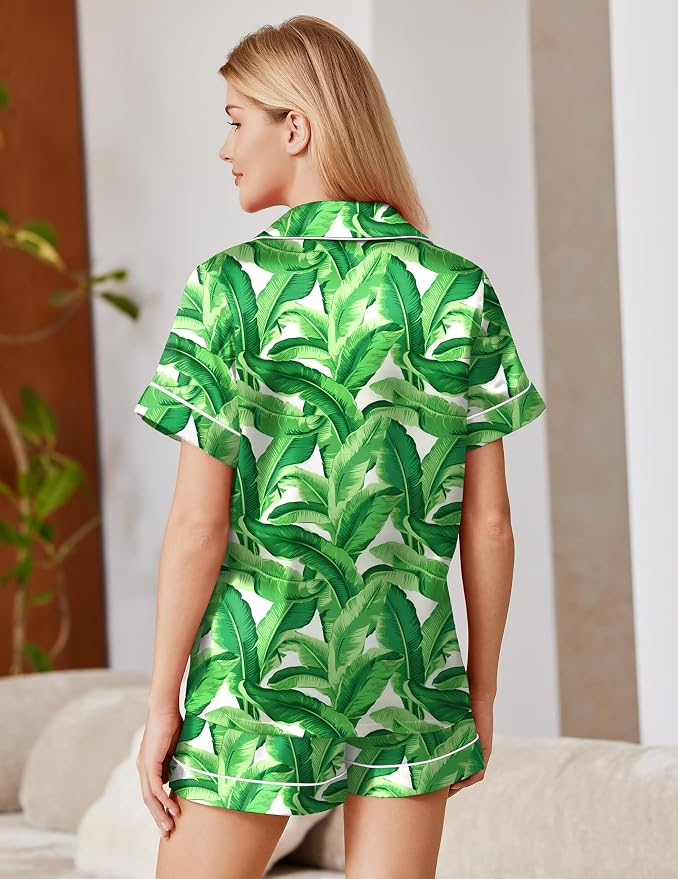 Hawaii Green Leaves