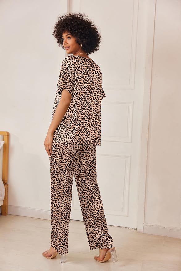 Apricot Black Leopard