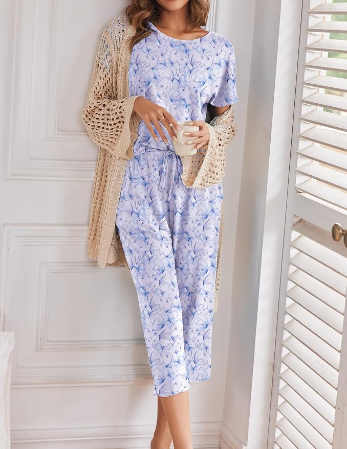 Heart Leopard，blue Flowers