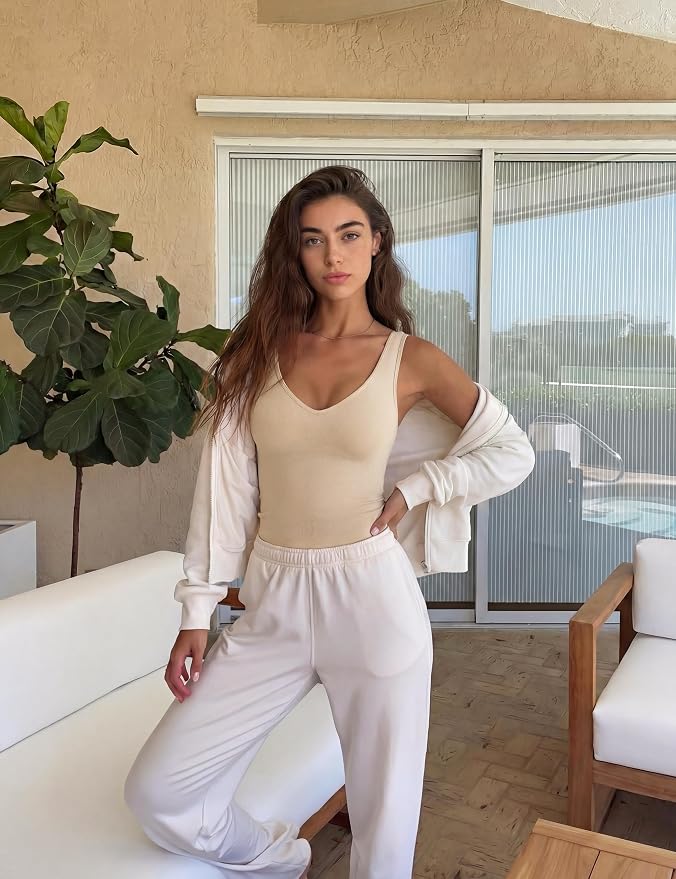 Wide-nude