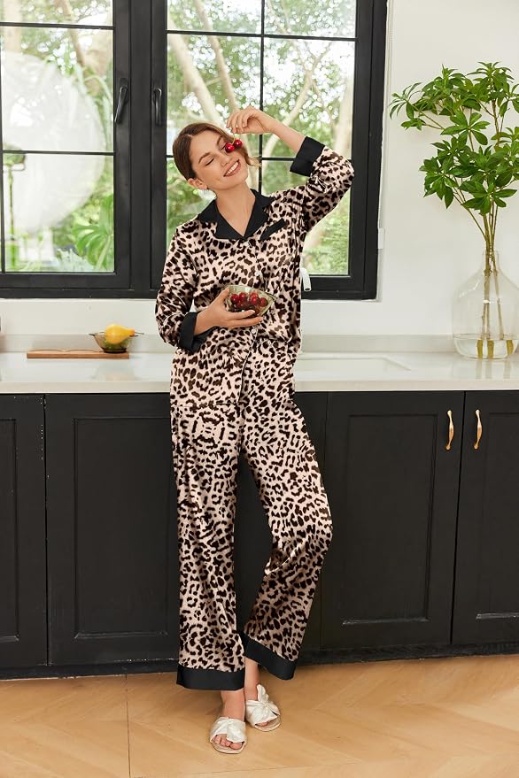 Apricot Black Leopard