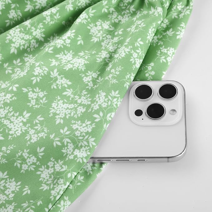 Green White Bloom
