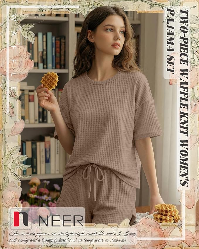 Light Khaki, Rose Red