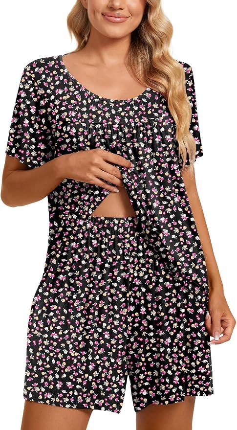 02 Small Black Flowers