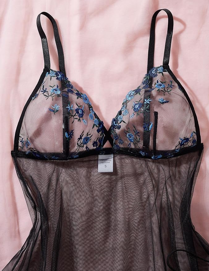 Black/Blue Flowers